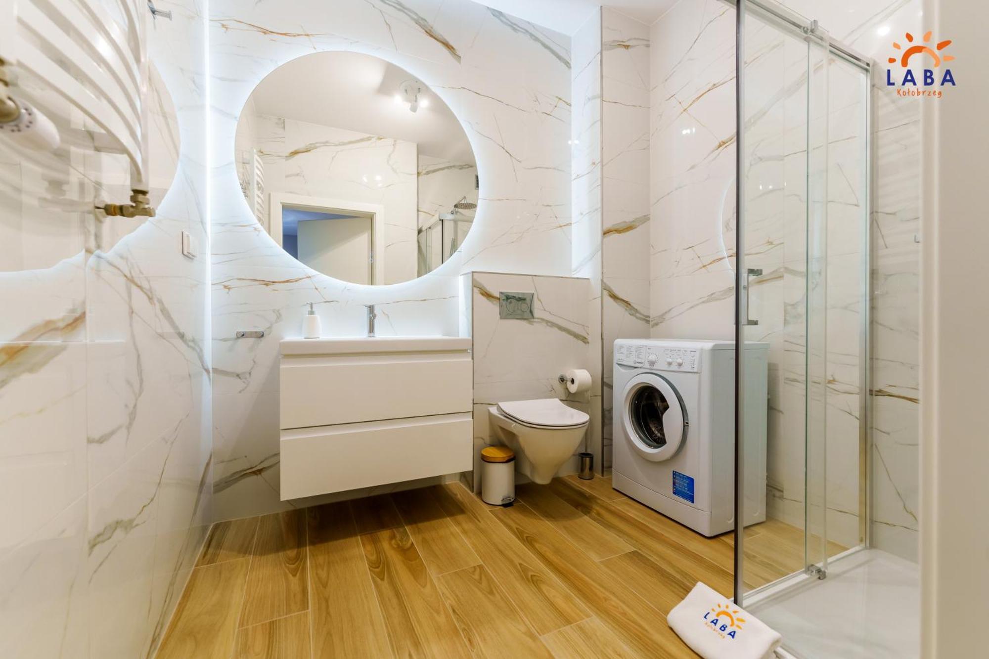 Laba Kolobrzeg Apartamenty Diune Z Parkingiem エクステリア 写真